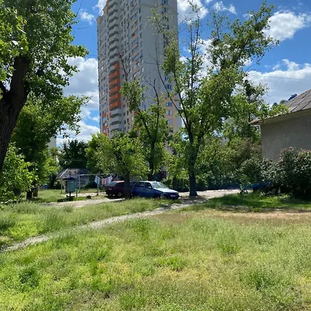 View Fresh Near The Metro
