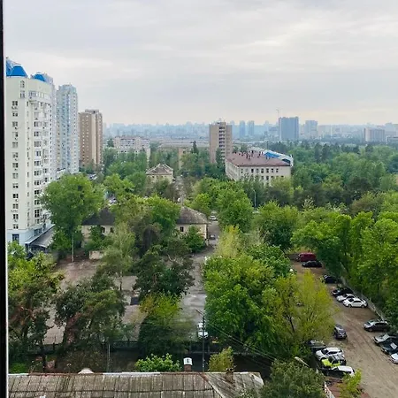 View Fresh Near The Metro Киев